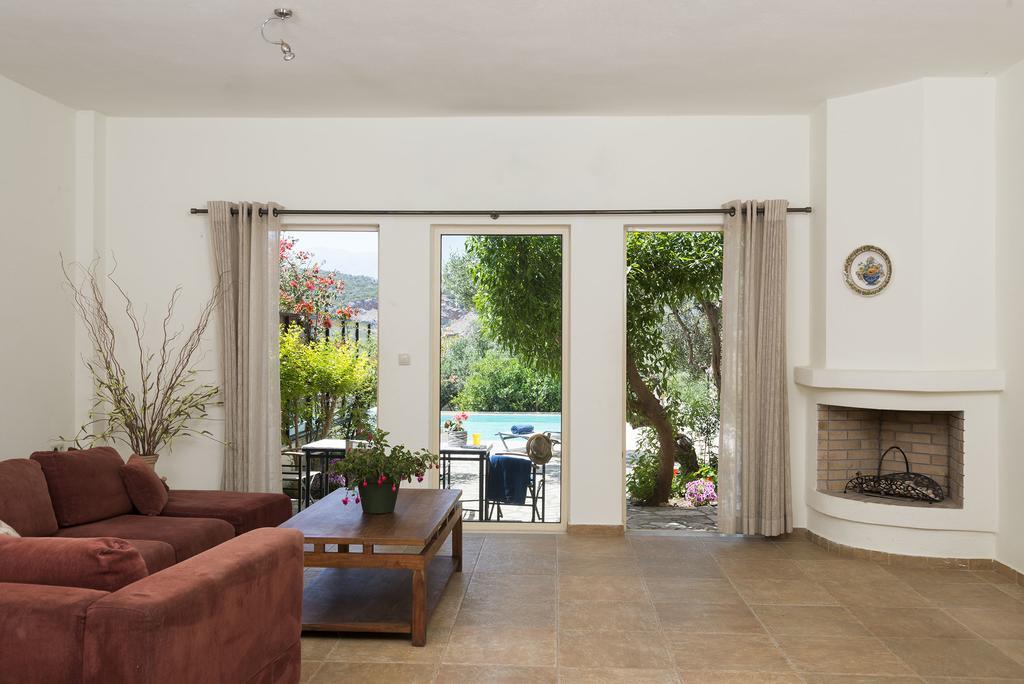 Istron Maisonettes With Private Pool Екстер'єр фото